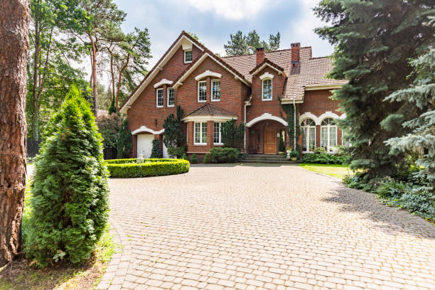 Best Driveway Paving Contractor  in Charter Oak, CA